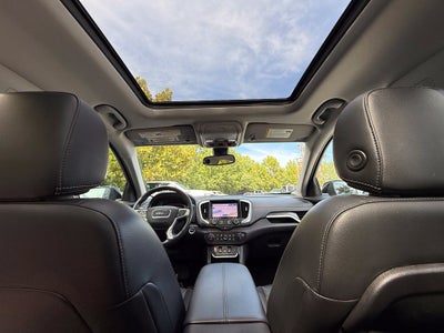2020 GMC Terrain SLT - AWD / PANORAMIC SUNROOF / CLEAN CARFAX