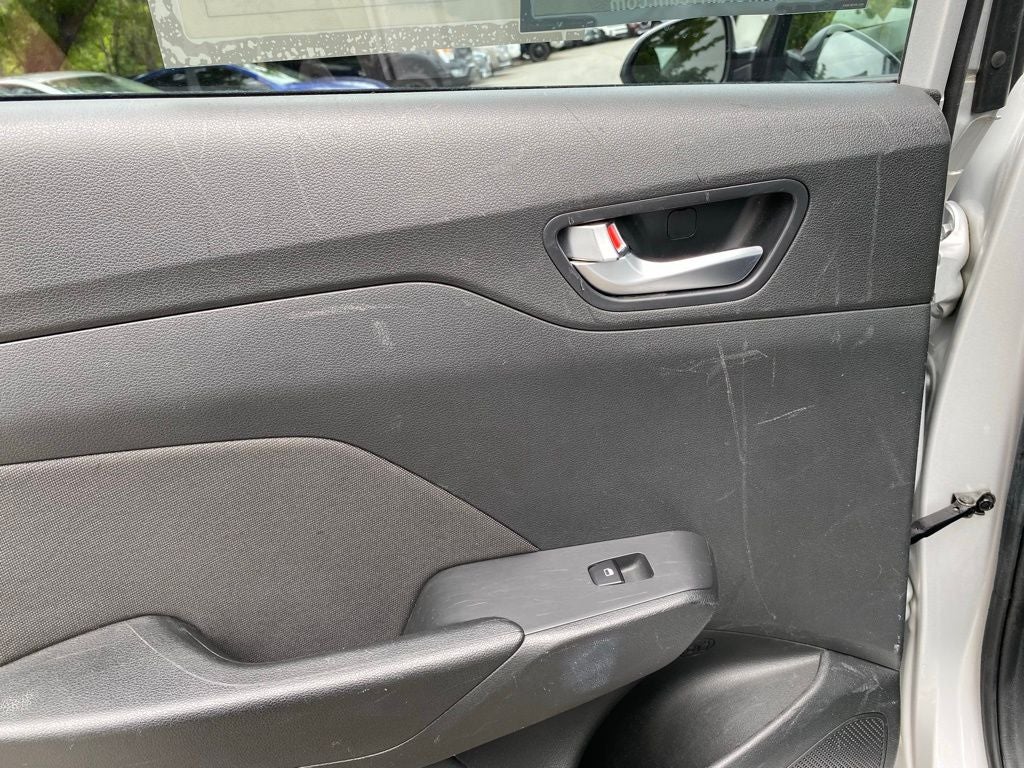 2019 Hyundai Accent SE