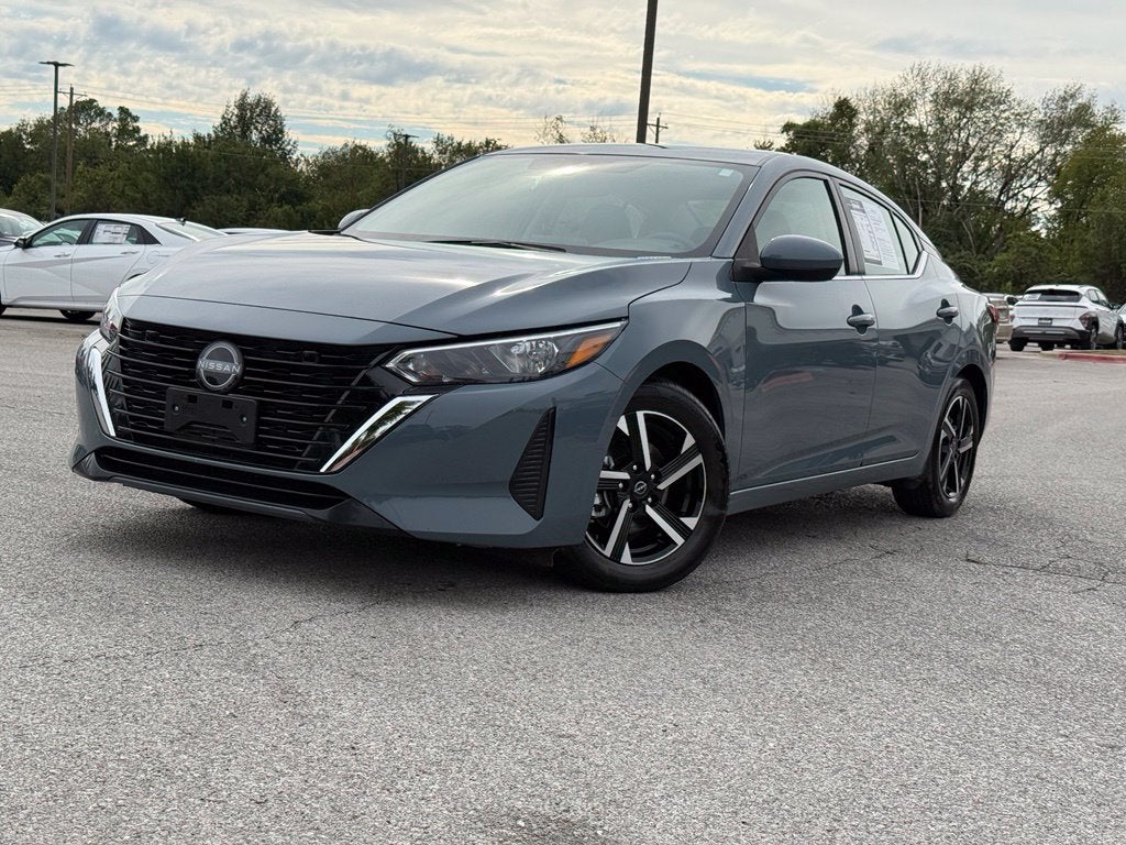 2025 Nissan Sentra SV - CLEAN CARFAX / ONE OWNER