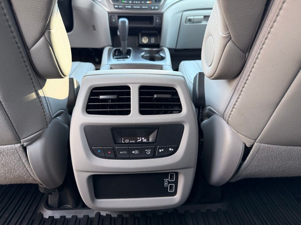 2019 Honda Pilot EX-L APPLE CAR PLAY / LEATHER