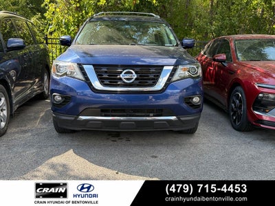 2017 Nissan Pathfinder Platinum