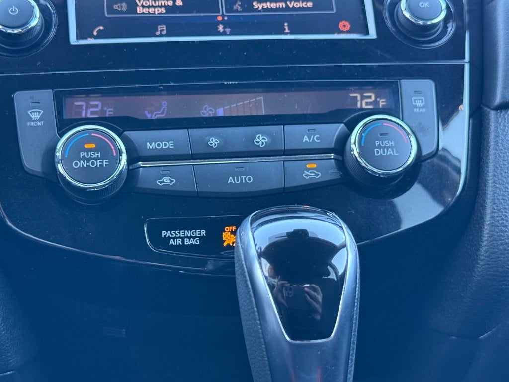 2019 Nissan Rogue Hybrid SV