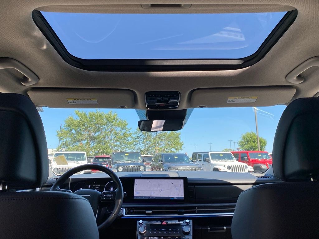2024 Hyundai Santa Fe Limited LOW MILES