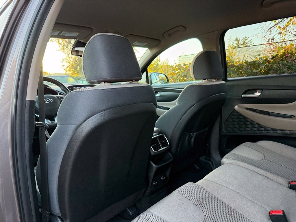 2019 Hyundai Santa Fe SEL - CLEAN CARFAX / ONE OWNER