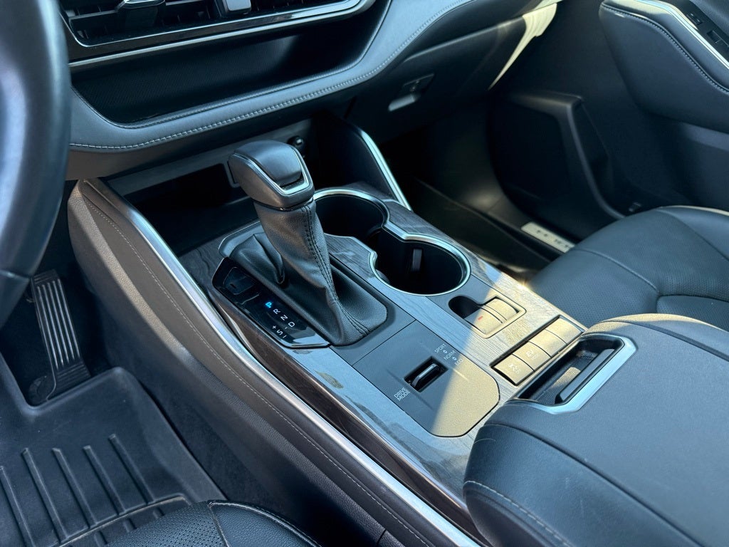 2022 Toyota Highlander Hybrid Limited 360 CAMERA