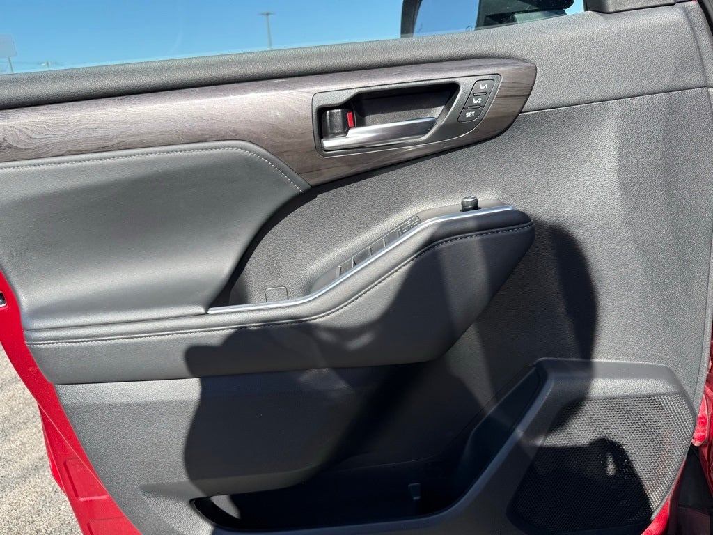 2022 Toyota Highlander Hybrid Limited 360 CAMERA