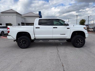 2017 Toyota Tundra TRD Pro - 4WD / 8" LIFT! / CLEAN CARFAX