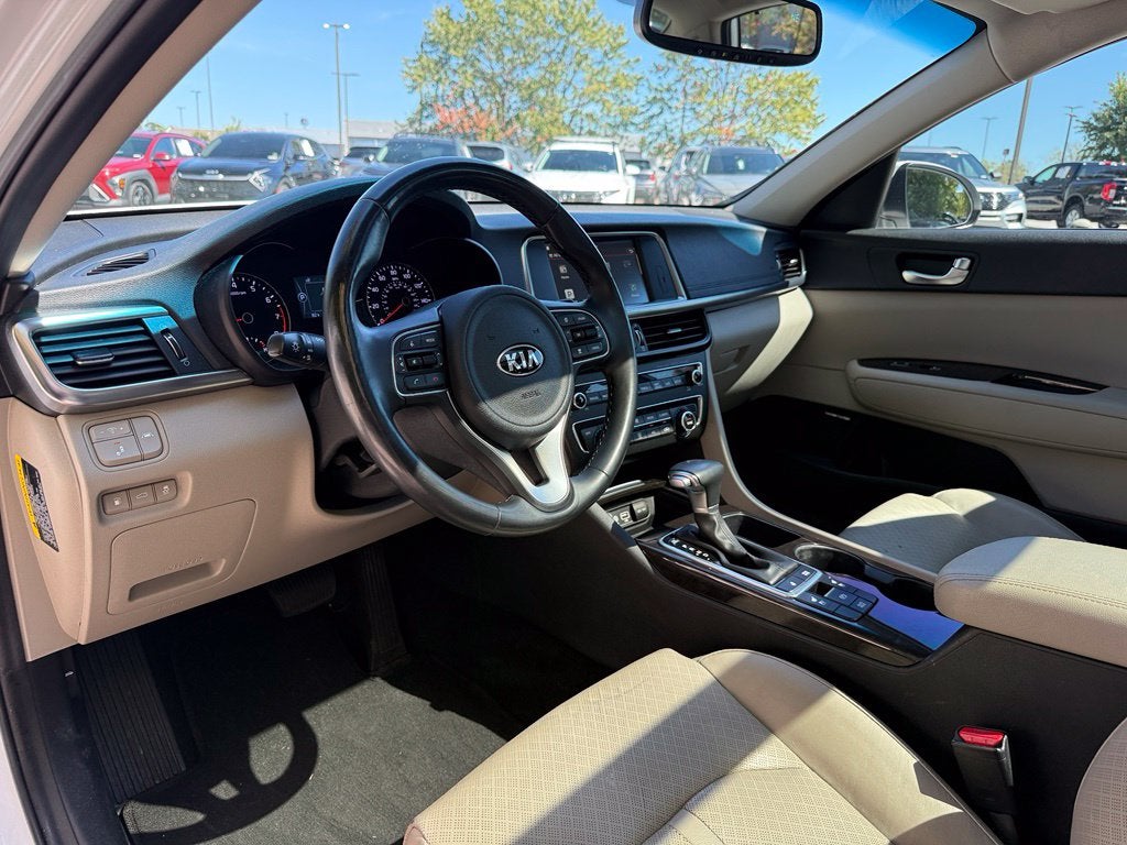 2017 Kia Optima EX - PANORAMIC SUNROOF / CLEAN CARFAX
