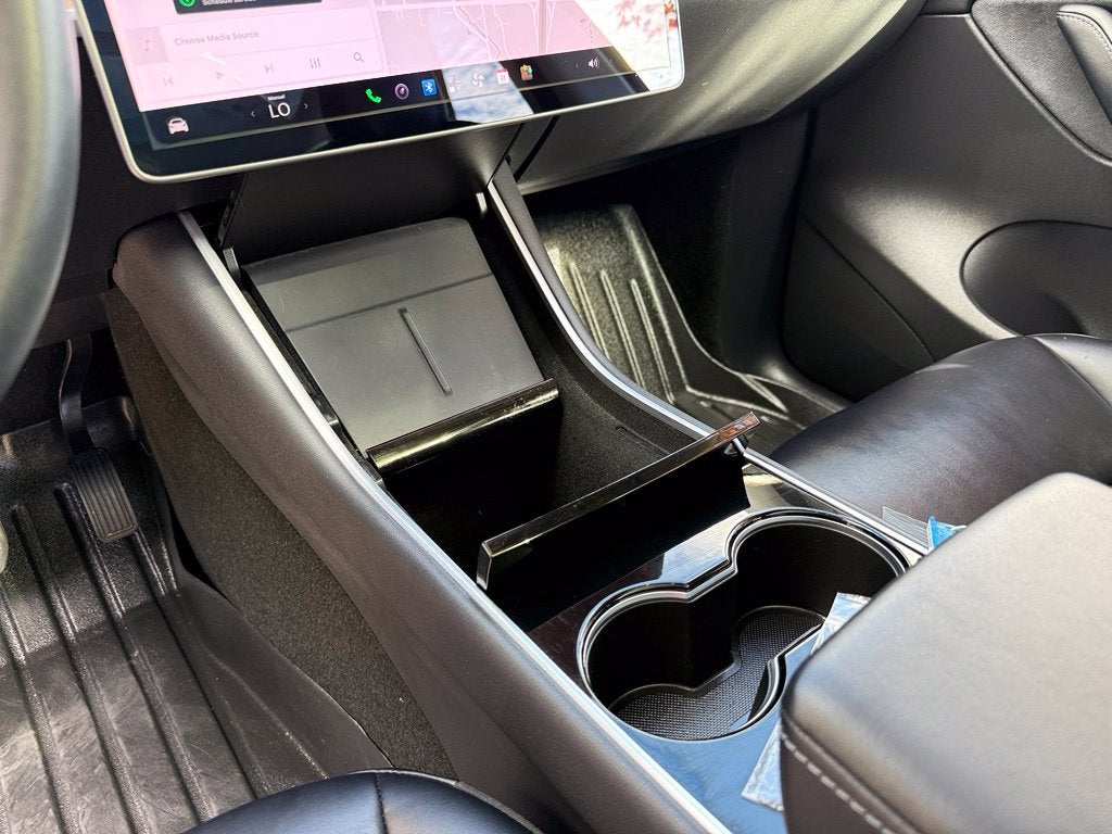 2020 Tesla Model Y Long Range - AWD / CLEAN CARFAX / ONE OWNER