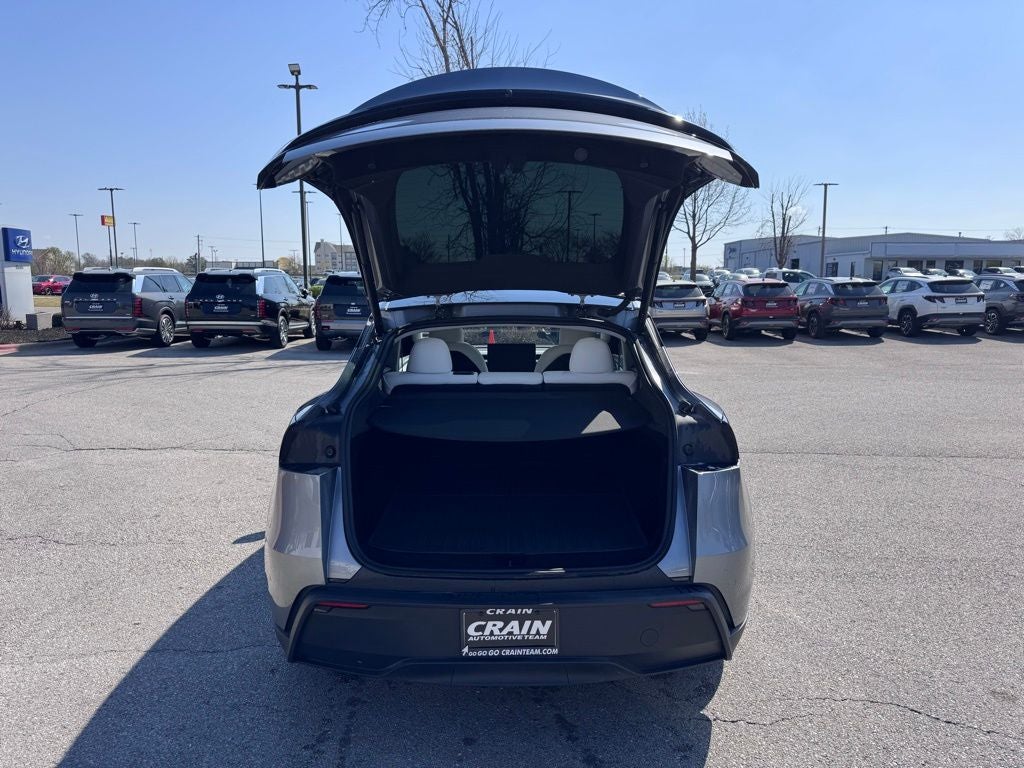 2026 Tesla Model Y Premium