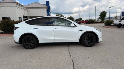 2024 Tesla Model Y Long Range CLEAN CARFAX
