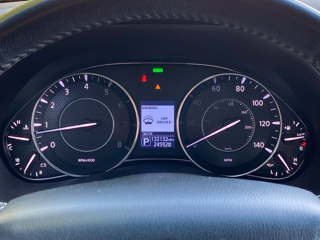 2018 Nissan Armada SV - 4WD / LEATHER INTERIOR