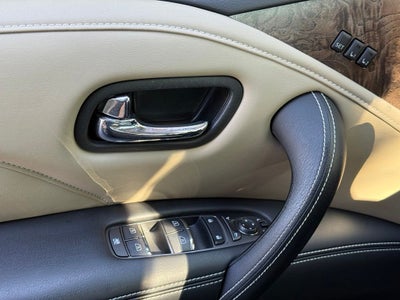 2022 INFINITI QX80 Premium Select