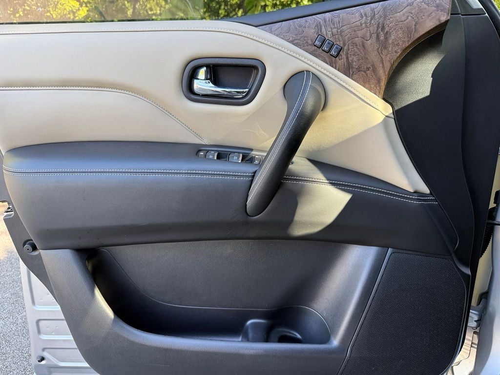 2022 INFINITI QX80 Premium Select