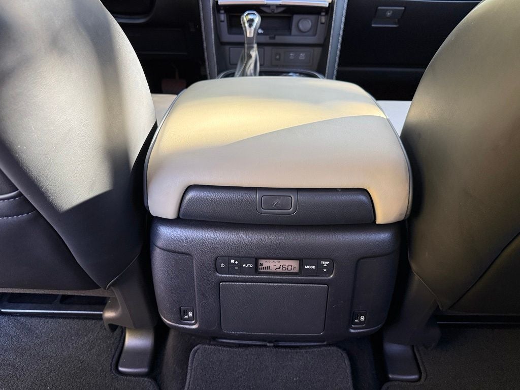 2022 INFINITI QX80 Premium Select
