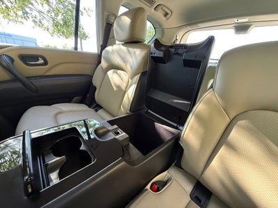 2022 INFINITI QX80 Premium Select
