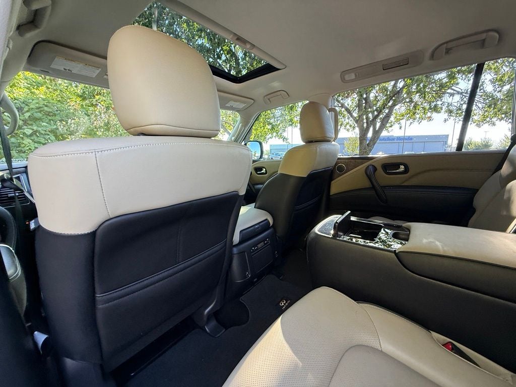 2022 INFINITI QX80 Premium Select