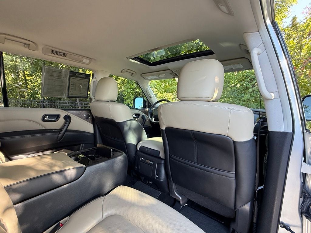 2022 INFINITI QX80 Premium Select
