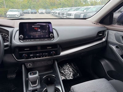 2023 Nissan Rogue SV - AWD / CLEAN CARFAX