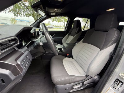 2025 Toyota 4Runner TRD Off-Road - 4WD / CLEAN CARFAX / ONE OWNER