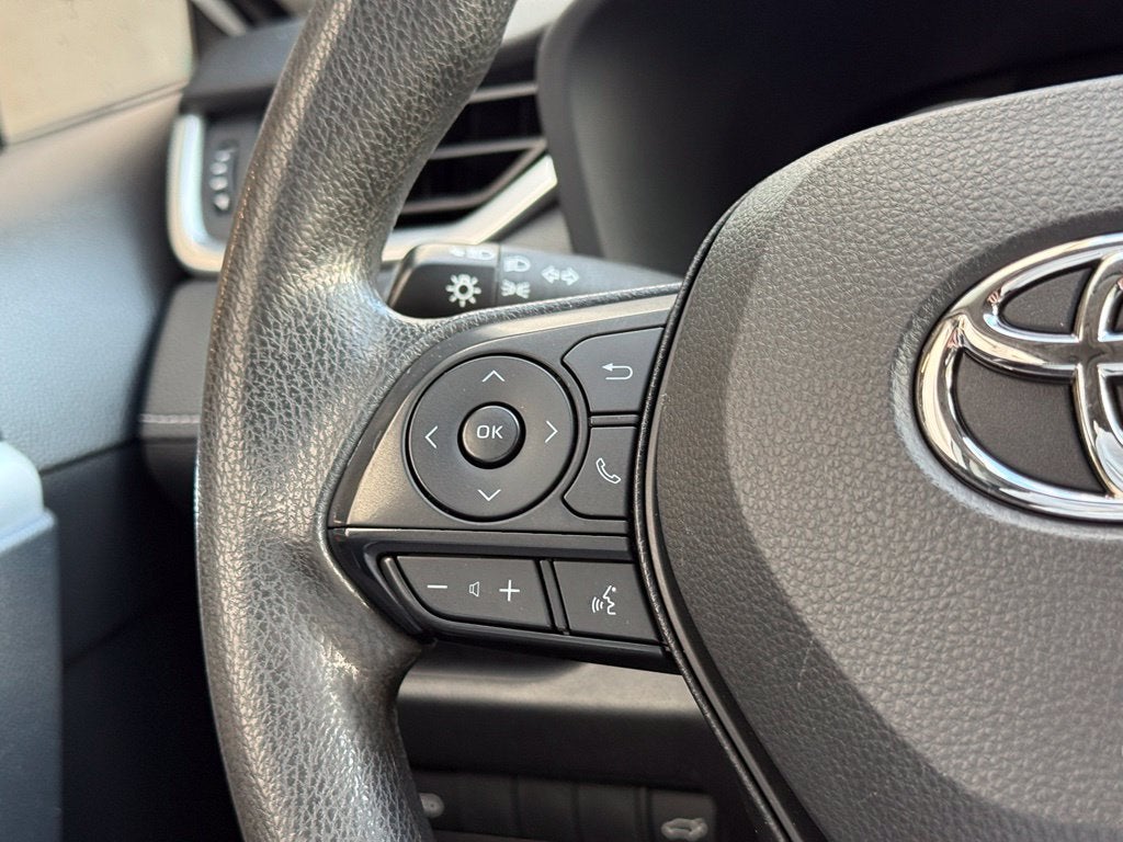 2022 Toyota RAV4 Hybrid XLE - AWD | SUNROOF | CLEAN CARFAX
