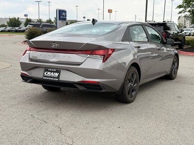 2023 Hyundai Elantra SEL Fluid Metal