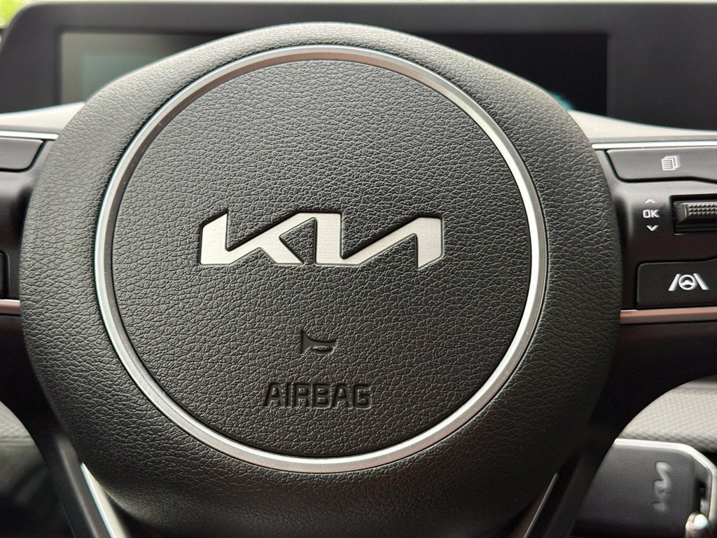 2025 Kia Sportage LX - CLEAN CARFAX / ONE OWNER