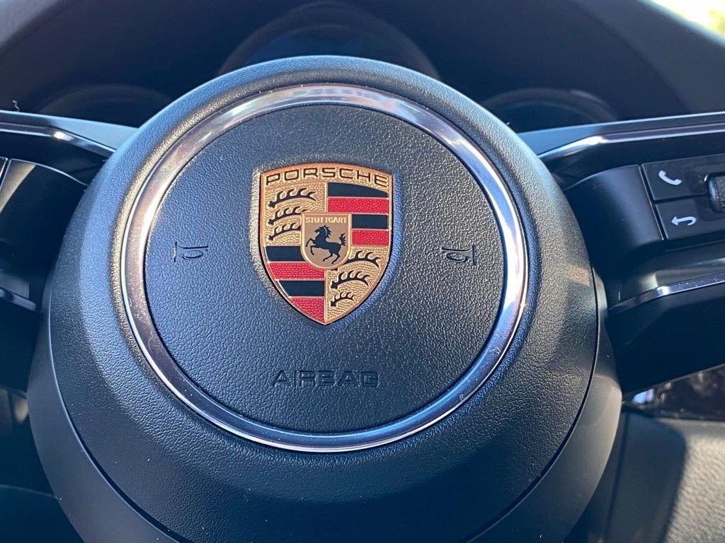 2022 Porsche Macan Base AWD / PANO ROOF / CLEAN CARFAX