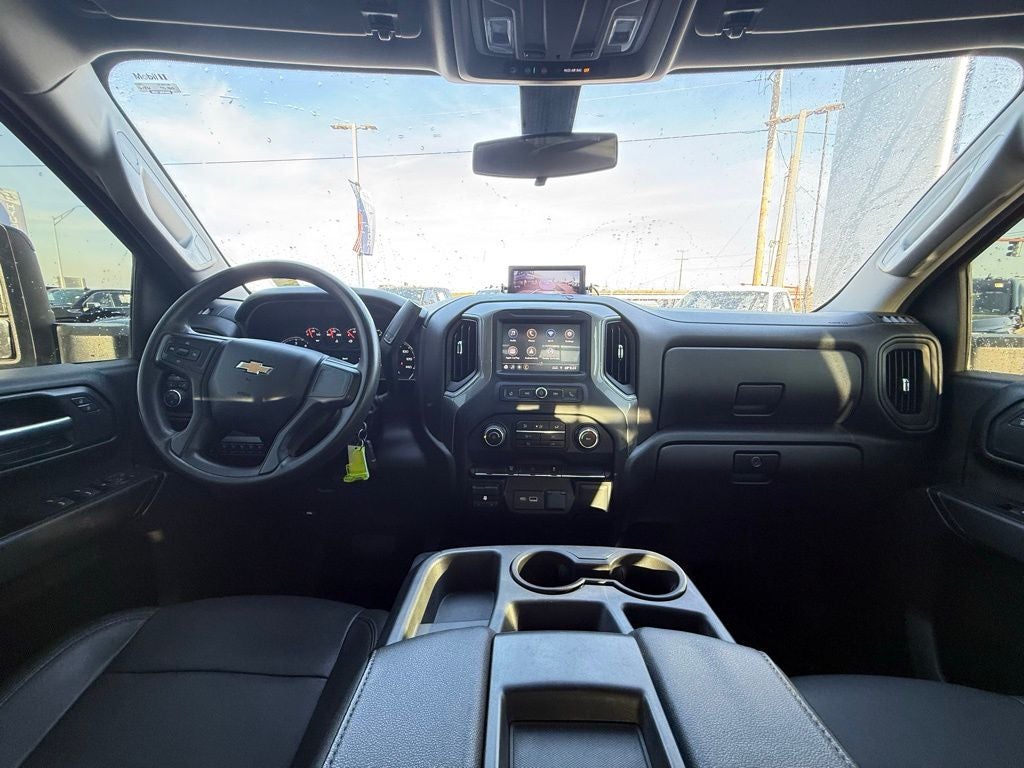 2022 Chevrolet Silverado 3500HD Work Truck flat bed