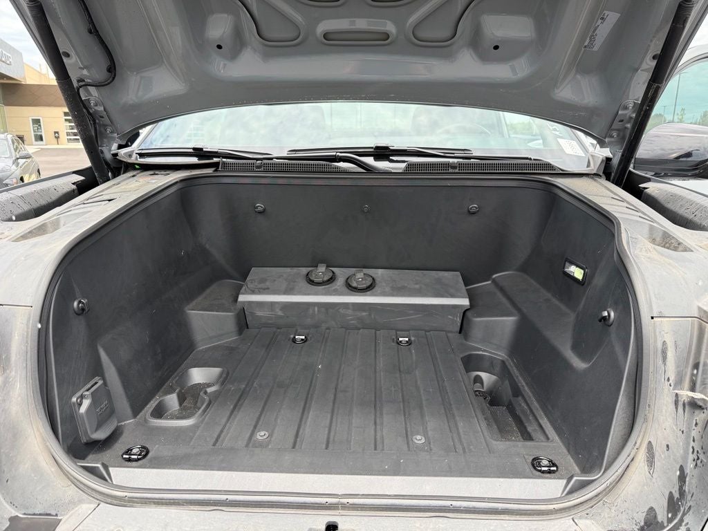 2025 Chevrolet Silverado EV LT