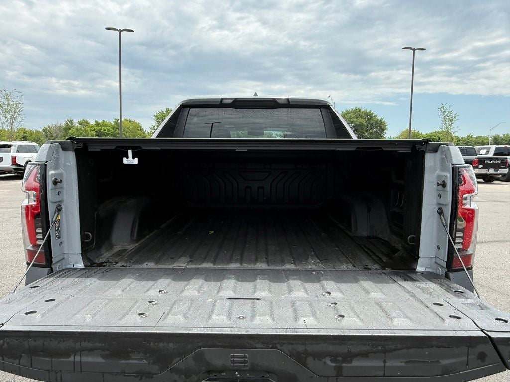 2025 Chevrolet Silverado EV LT