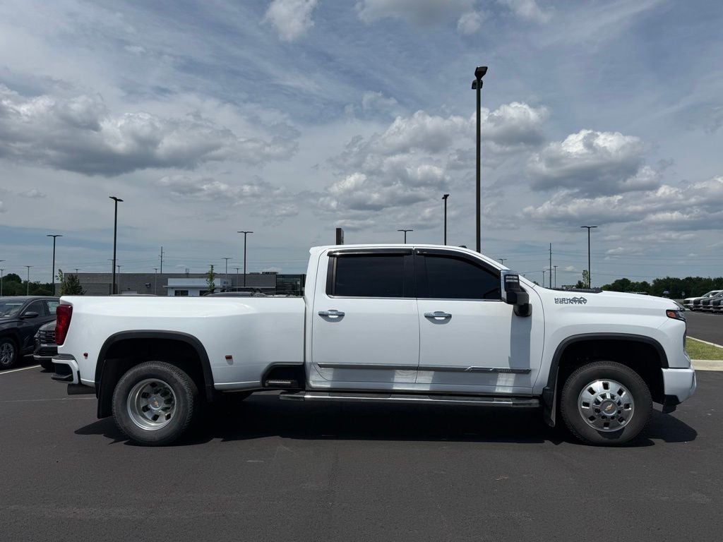 2024 Chevrolet Silverado 3500HD High Country