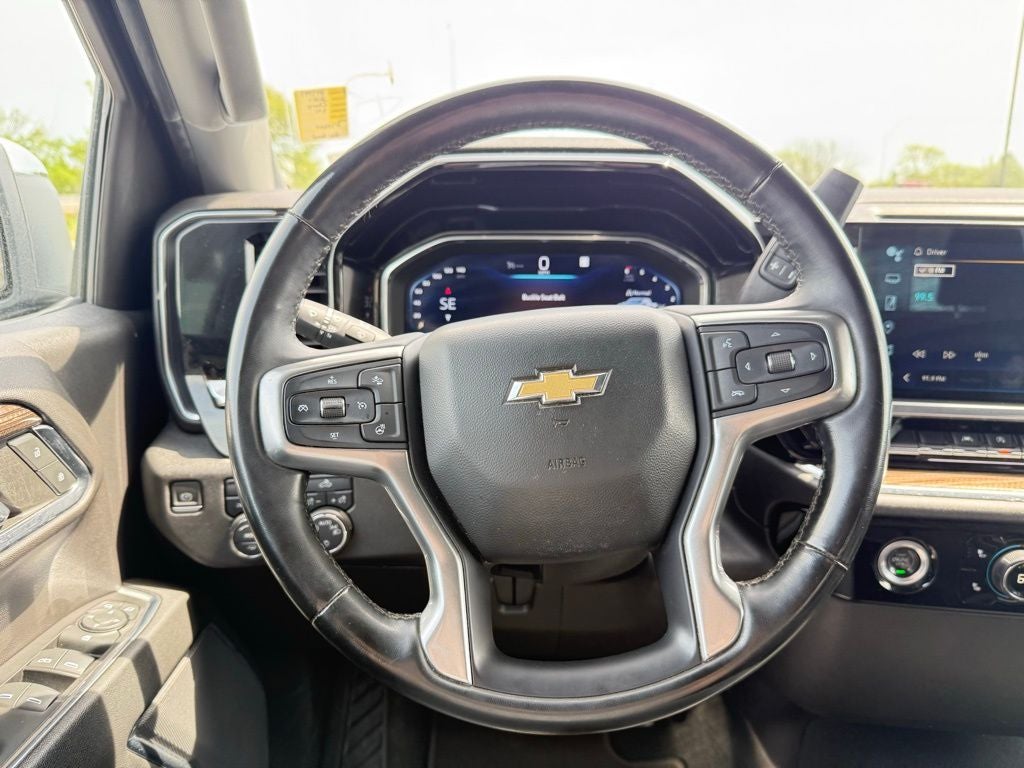 2023 Chevrolet Silverado 1500 LT LT1