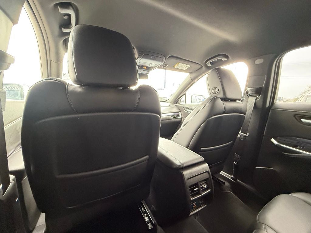 2023 Cadillac XT4 Luxury