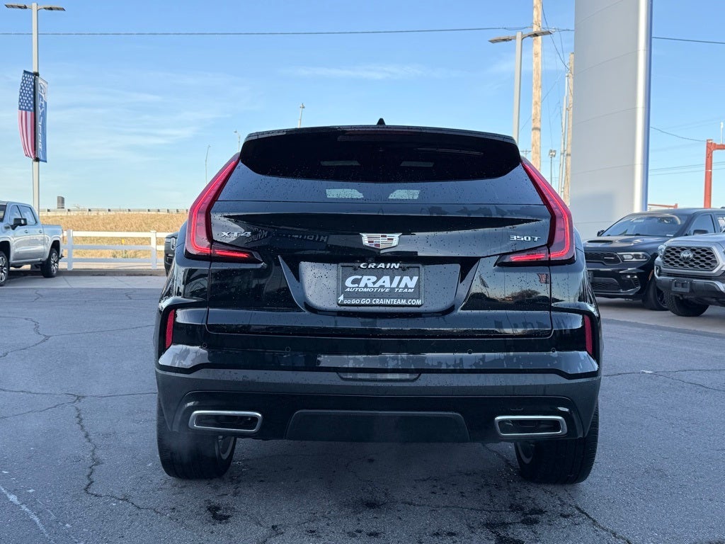 2024 Cadillac XT4 Premium Luxury