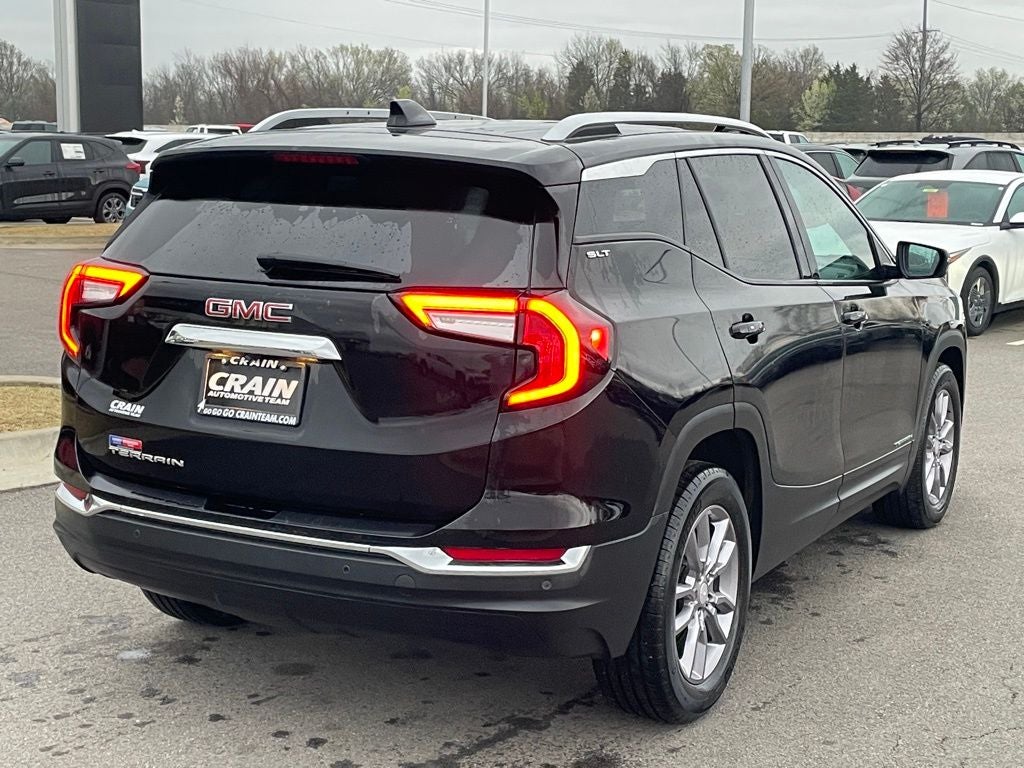 2023 GMC Terrain SLT