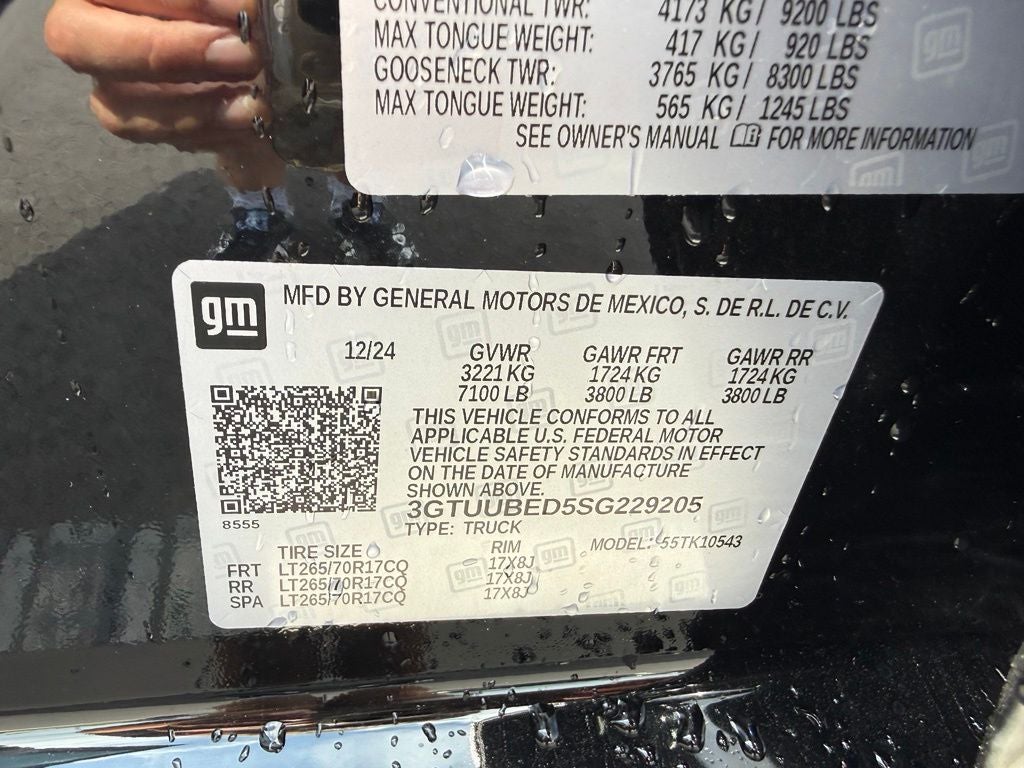 2025 GMC Sierra 1500 SLE