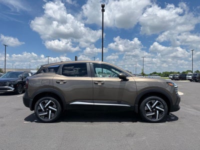 2025 Nissan Kicks SV