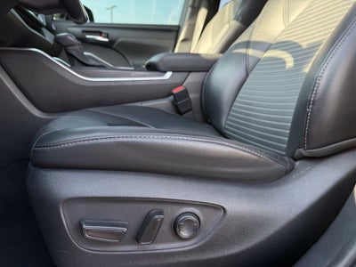 2021 Toyota Highlander XSE