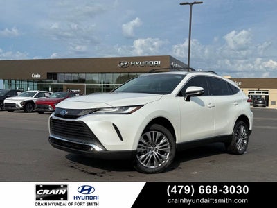 2024 Toyota Venza XLE