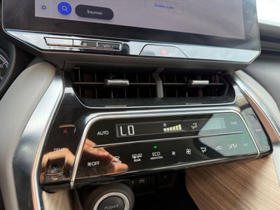 2024 Toyota Venza XLE