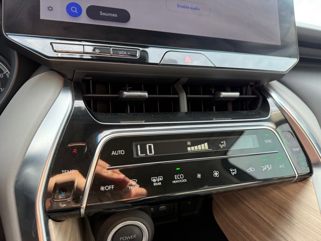 2024 Toyota Venza XLE