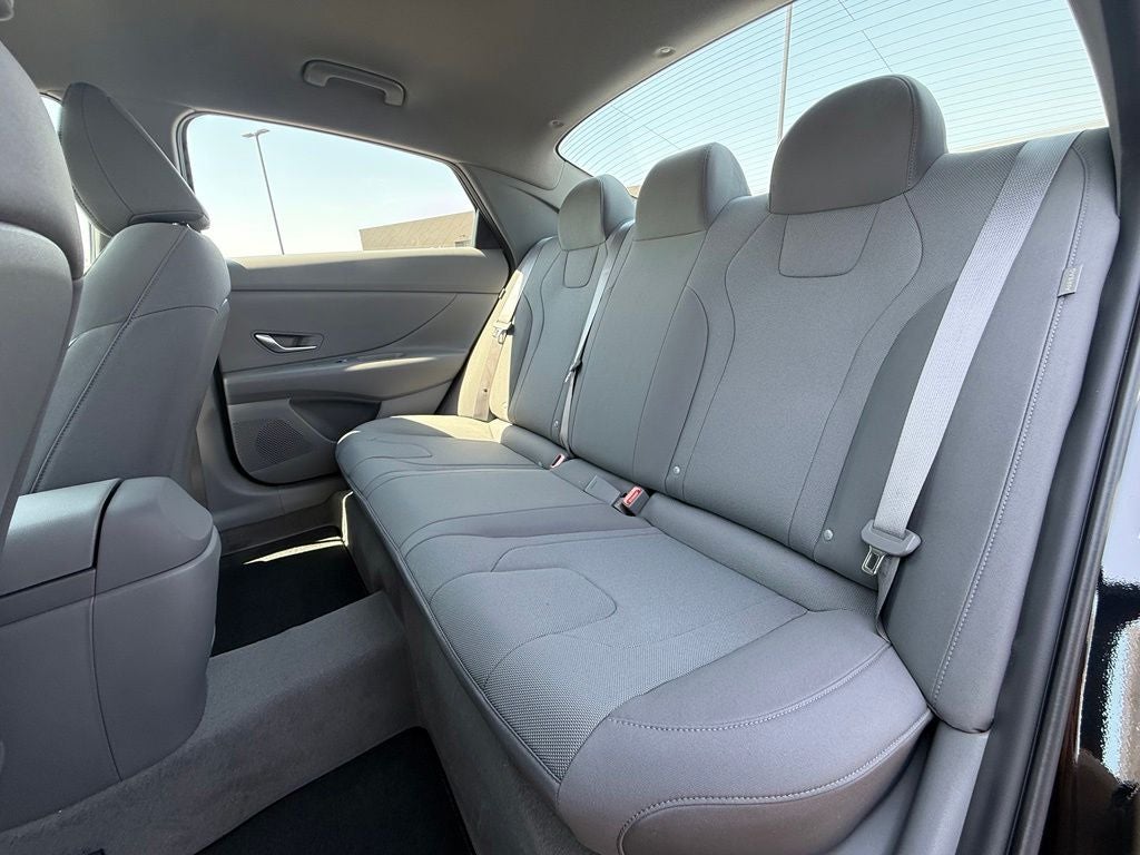 2024 Hyundai Elantra SE CPO Eligible