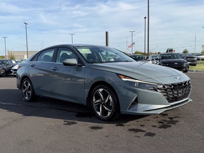2022 Hyundai Elantra SEL