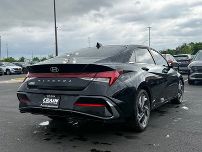 2024 Hyundai Elantra SEL convenience pack