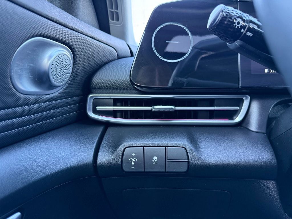 2024 Hyundai Elantra SEL 1 OWNER CLEAN CAR FAX