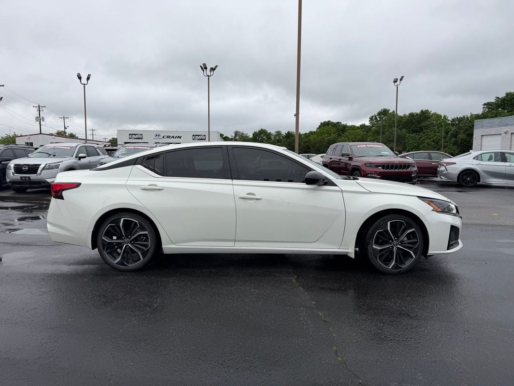 2023 Nissan Altima 2.5 SR