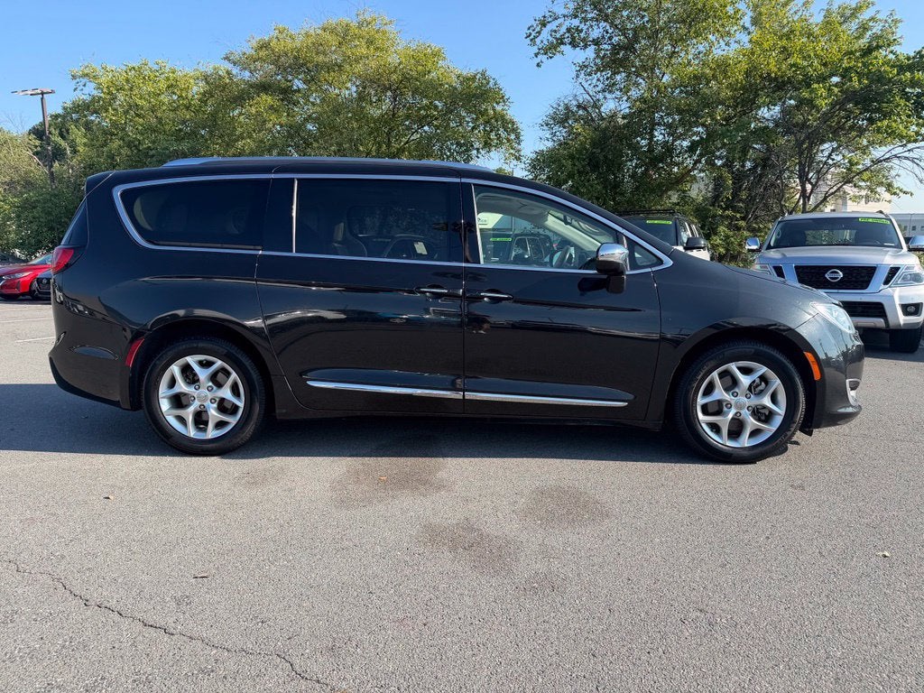 2020 Chrysler Pacifica Limited