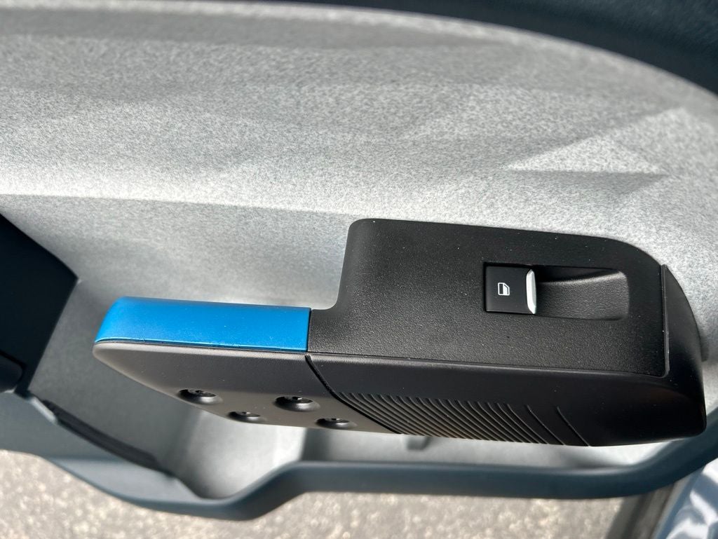 2025 Ford Maverick XLT 1-Owner / Clean Carfax / Apple CarPlay/Android Aut