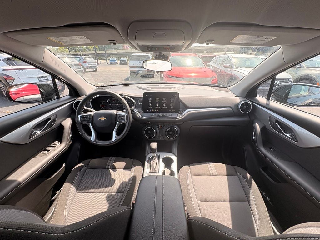 2025 Chevrolet Blazer LT